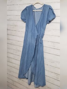 GAP Light Blue Soft DenimWrap Midi Dress with Flutter Cap Sleeves Large